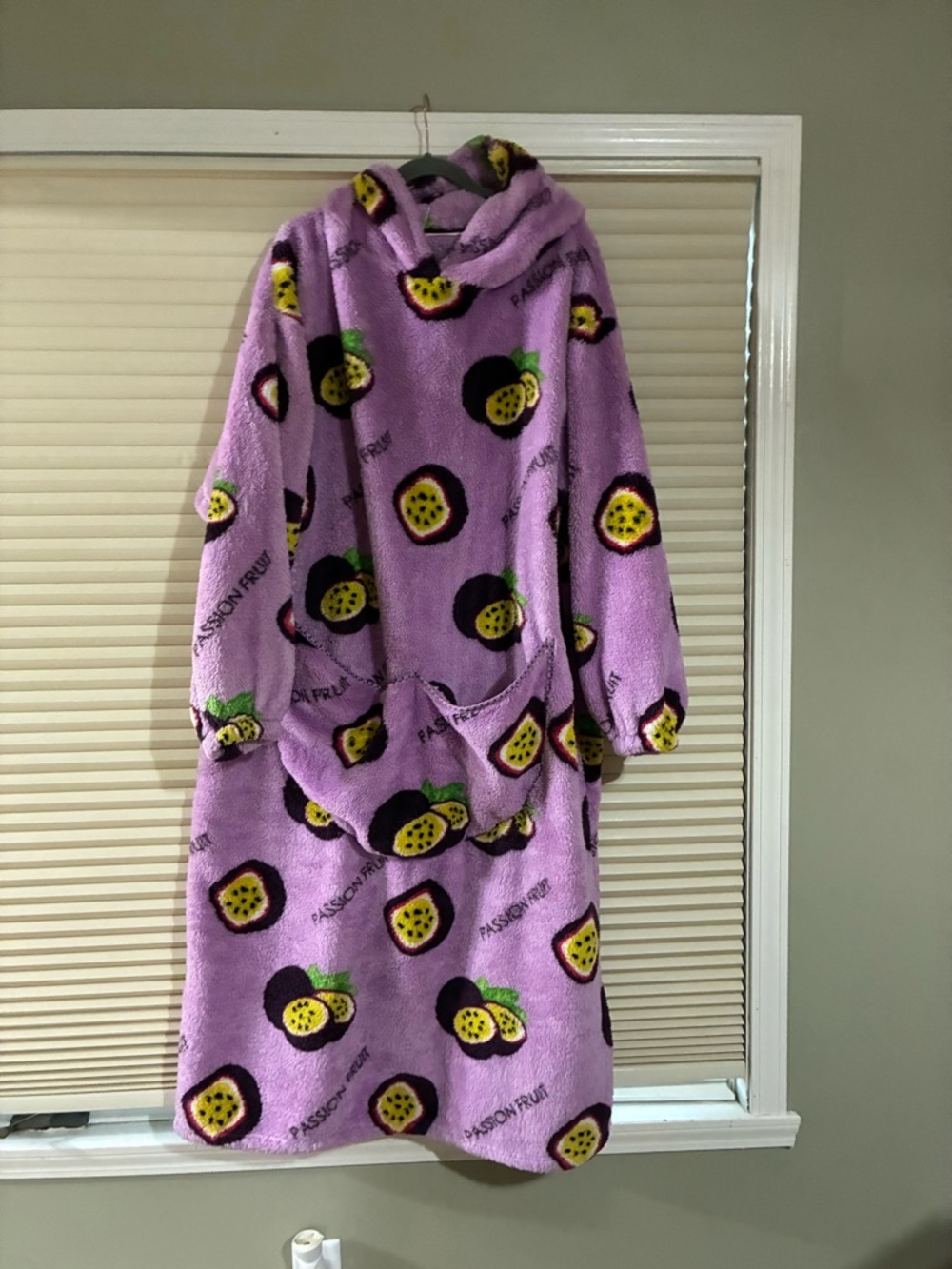 Cozy Hooded Wearable Blanket with Passion Fruit Print - Lavender